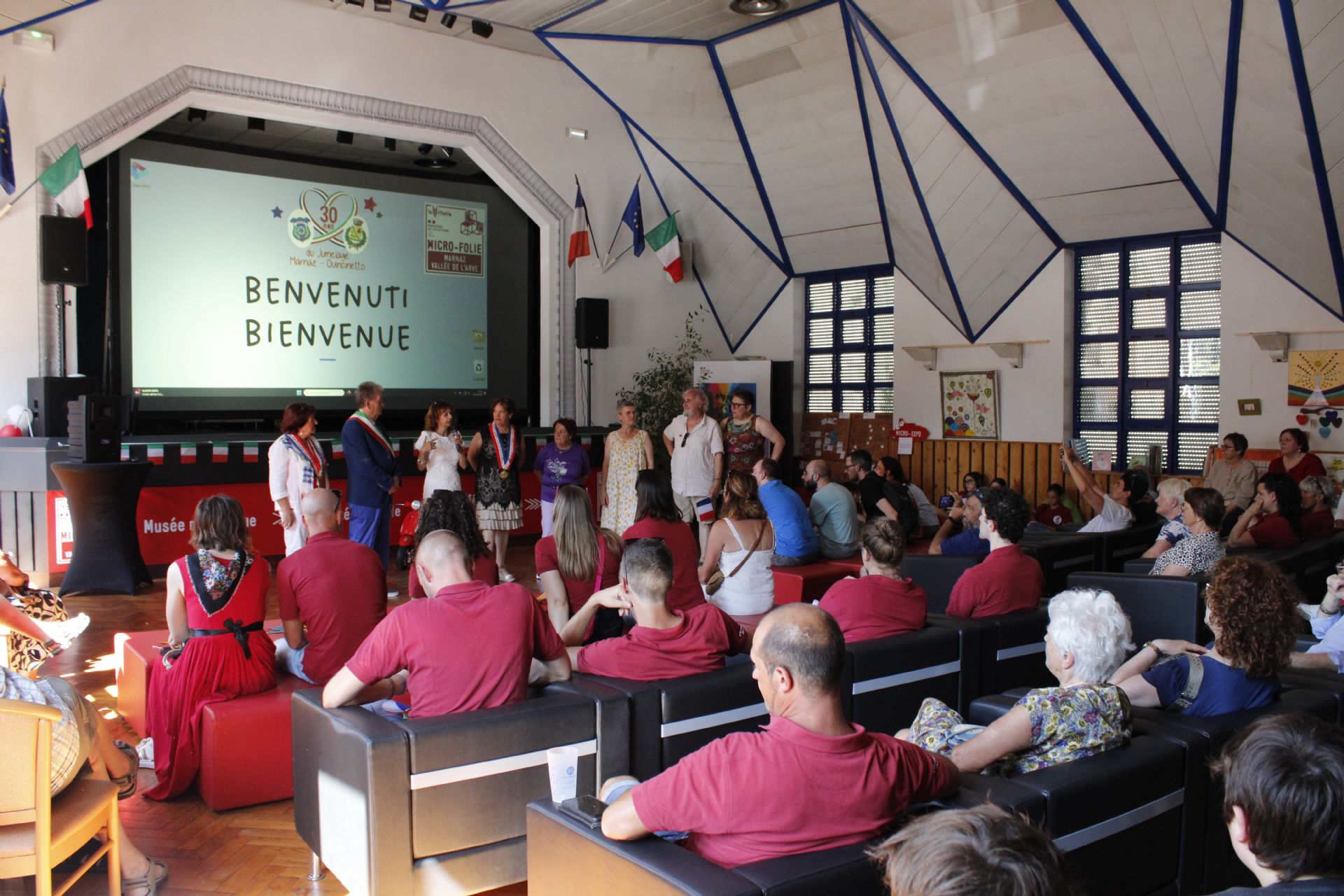 Cerimonia di accoglienza con le Autorità